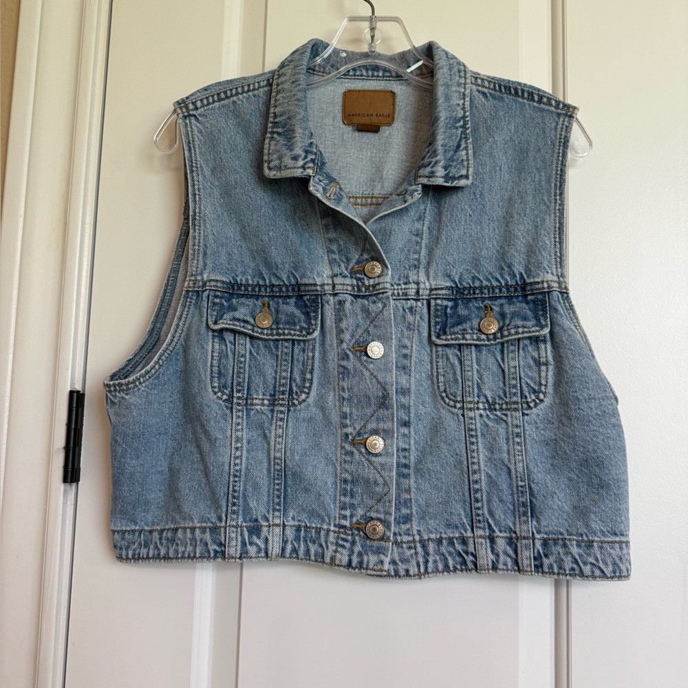 American Eagle Cropped Denim Vest, XL, NWOT